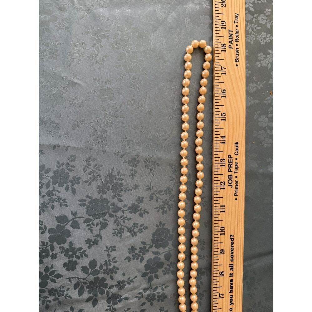 Vintage Hand Knotted Cultured Pearl Necklace Champagne Pearls Barrel Clasp - Picture 7 of 8